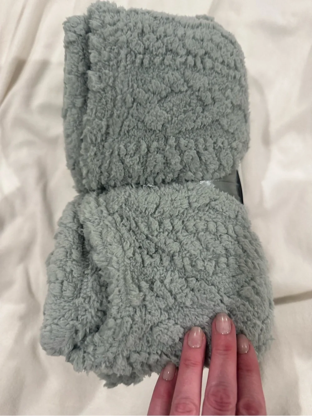 ULTA Limited Edition Plush Throw - Light Green Cozy